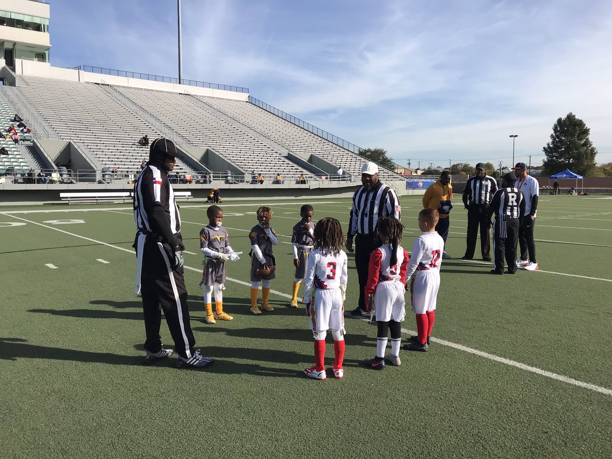 NtxMustangs's tweet photo. Pictures from Championship Game Day! NTX Mustangs 6u and 12u!! https://t.co/0kjrpRB5Yh