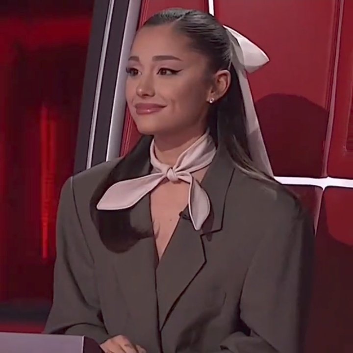 ♥︎ (@ariloveplace) on Twitter photo 