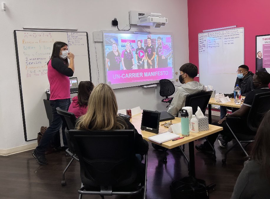 lingfongchow's tweet image. All the Ready Essentials! with our newest Magenta Heroes, @wildmayan and Jasy in action! #WinTogether #UnstoppableTogether #Top100InAction
