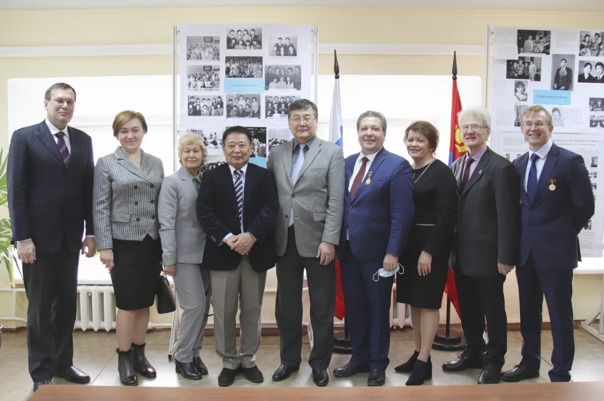 isu_en's tweet photo. Celebrating the 100th Anniversary of Cooperation between Russia and Mongolia 🇷🇺🇲🇳
Find out more: https://t.co/SrH3gqu8I5 https://t.co/IKxwsAEbY0