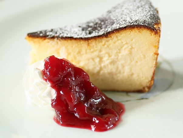 公式 マーロウ クリスマス限定北海道バスクチーズケーキと2種のジャムセットのジャムは 店舗で別売りもご用意しております ティー ラズベリー ティー ブルーベリー トースト ホットケーキ シリアル ヨーグルト などなど ベリー系がお好きな方はぜひ