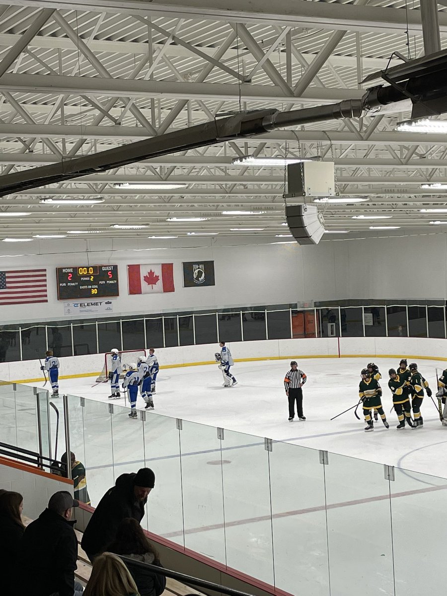 SAUK RAPIDS HOCKEY tweet media