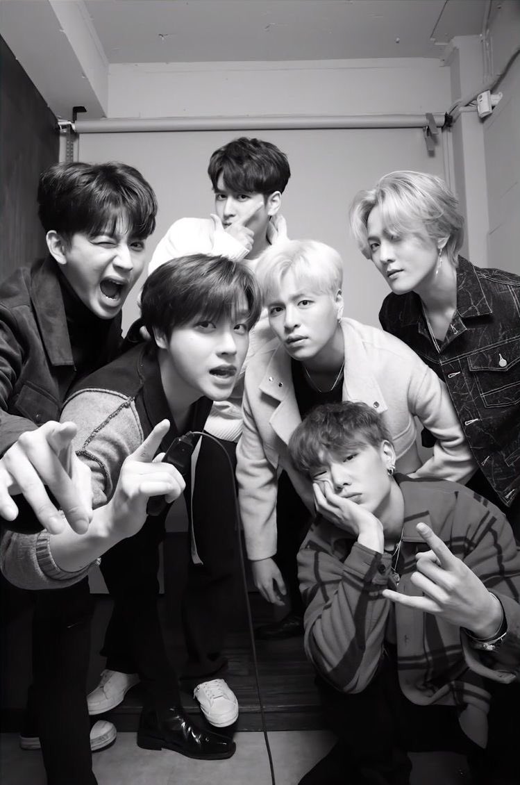 131_______ID's tweet photo. I vote #ikon for #MAMAVOTE https://t.co/xH7z8p4uOI