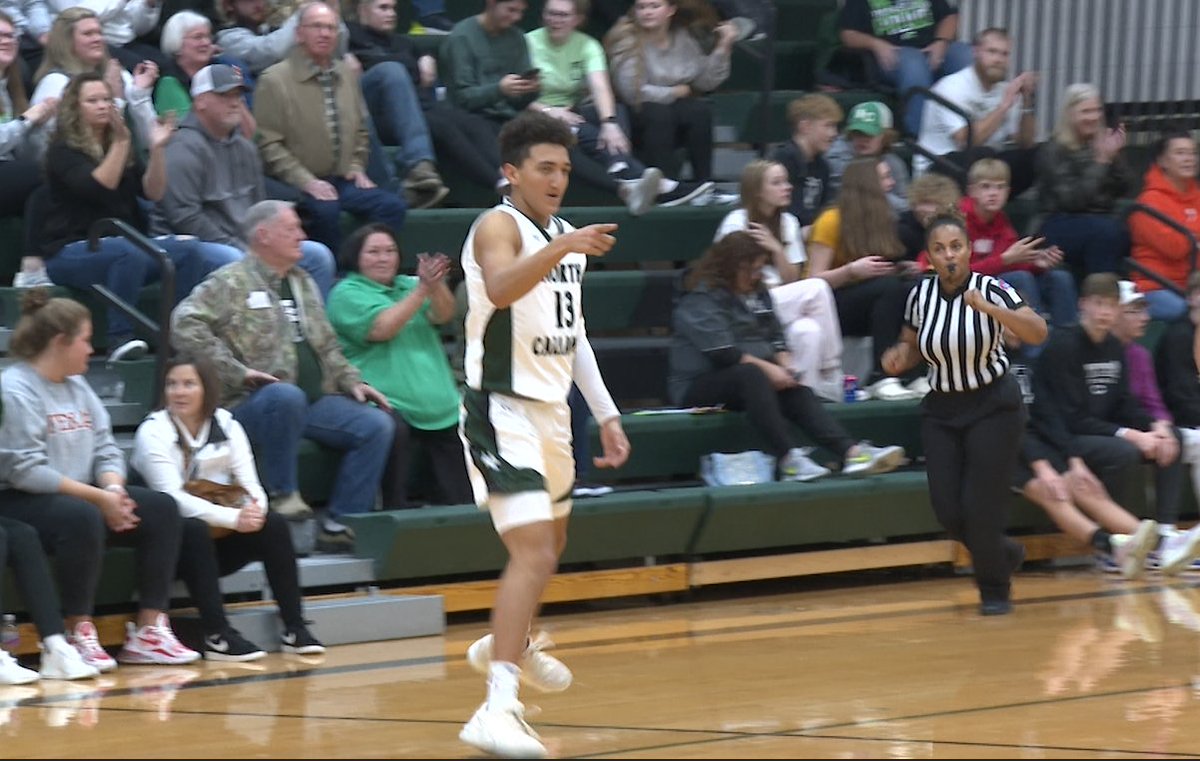 DdavisBradley's tweet photo. North Callaway's Matthew Weber came to PLAY😤

His 32 points power the Thunderbirds to a 67-40 win over Centralia. @KOMUsports @NCHS_TBirds https://t.co/Q4um3NA9YD