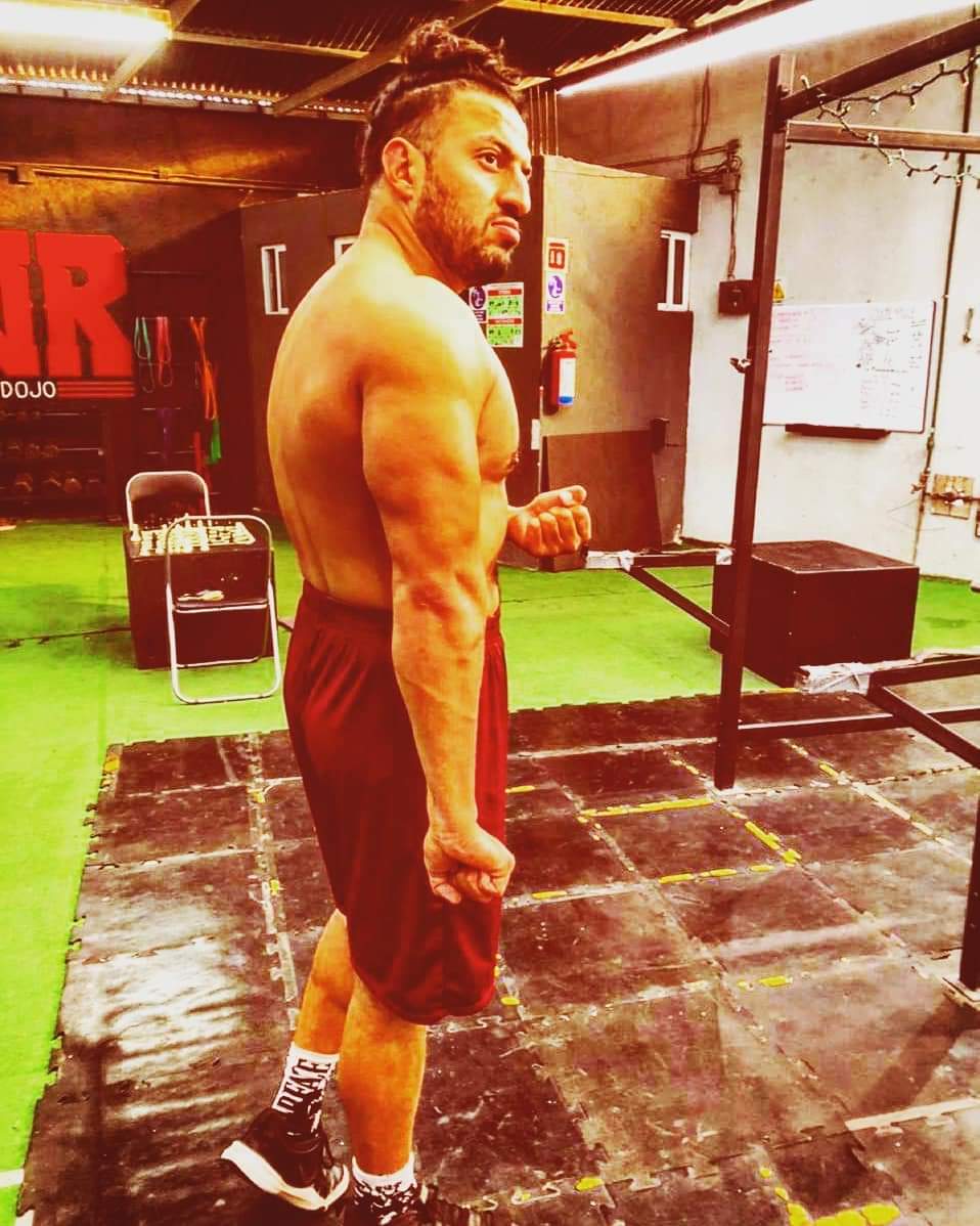 theherodesjr's tweet photo. EL HOMBRE DE ALTO VALOR 
SIEMPRE SABE DONDE PONER LAS PIEZAS EN EL AJEDREZ

THE MAN OF HIGH VALUE
ALWAYS KNOWS WHERE TO PUT THE PIECES IN THE CHESS

———-
#luchalibre #プロレス  #wrestling #killermachine #PURORESU #ElQueTraeElFlow #crosstraining
#bjj #LuchaOlimpica 
——————- https://t.co/80ntWgwDfy