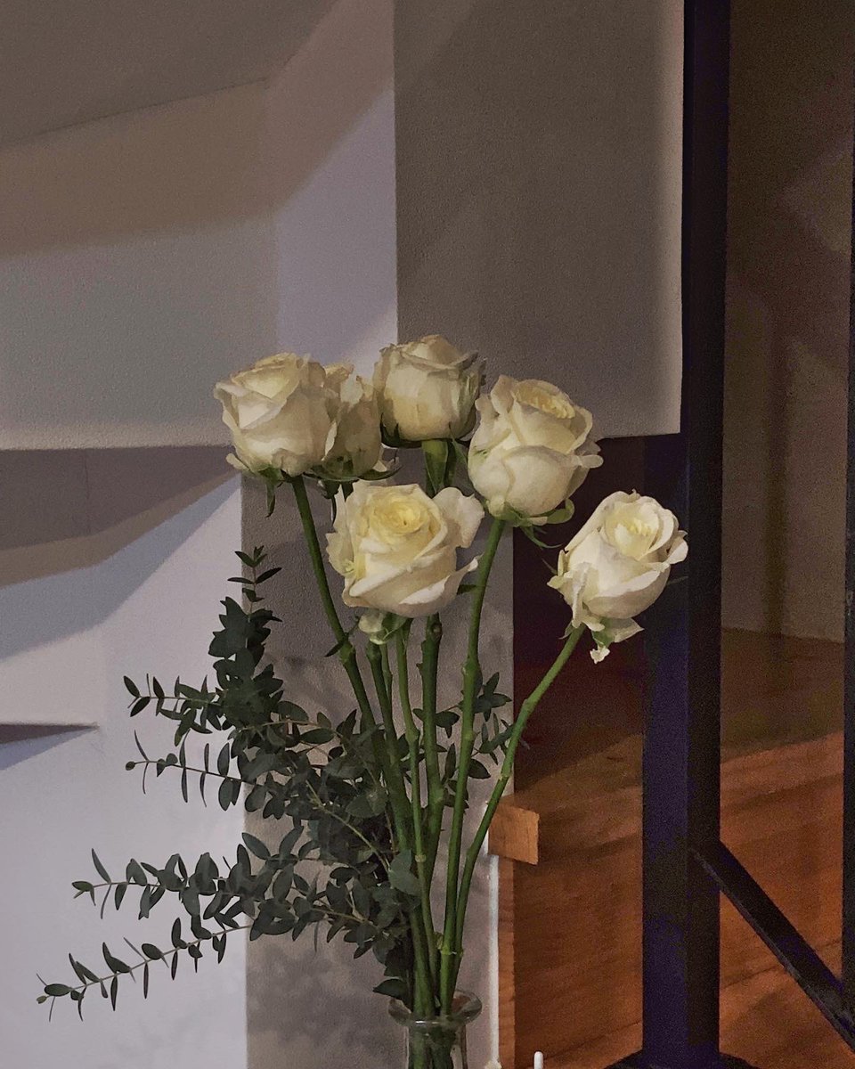 juneLeee's tweet photo. 생화 오래 보는 방법 10가지 https://t.co/3zCg49FeB8
