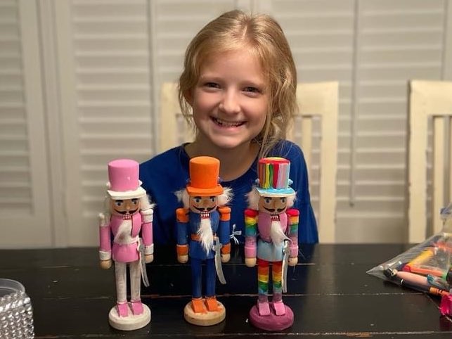 MagicCityPA's tweet photo. Look what one of our dancers made to raise money for the #MagicCityNutcracker!❤️ We use our funds to produce the performance, fund our scholarships &amp; provide dance classes to the Boys &amp; Girls Club @AGGaston_AGGBGC 
DM if you’d like to buy one! https://t.co/DNdOLhRMo5