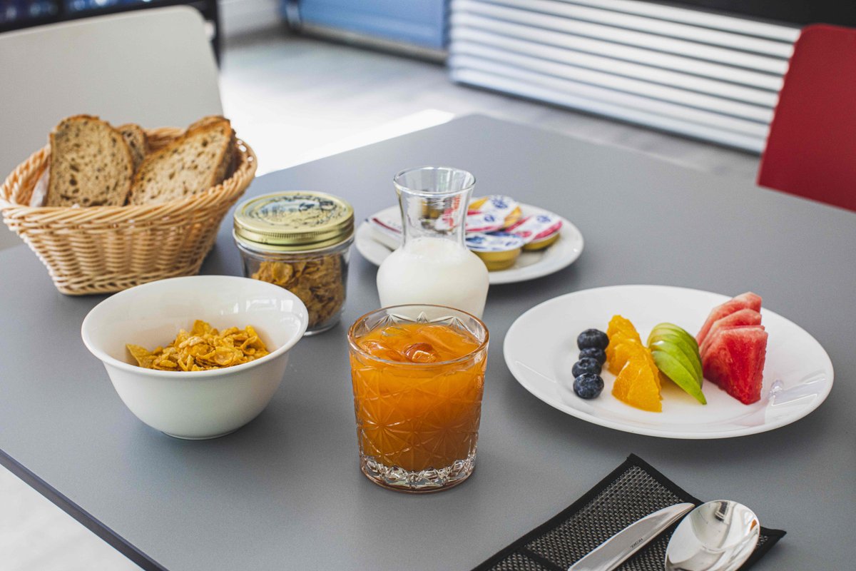 cafeiermv's tweet photo. Have you tried our continental breakfast? ☺️
.
.
#breakfast #continentalbreakfast #bestbreakfast #cafeiermv #breakfasttime #breakfastlover https://t.co/9wQYsT4KOP