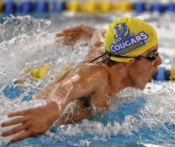 Momentum Building: Cougars, rival Dragons split annual swimming, diving showdown dlvr.it/SDW9fW