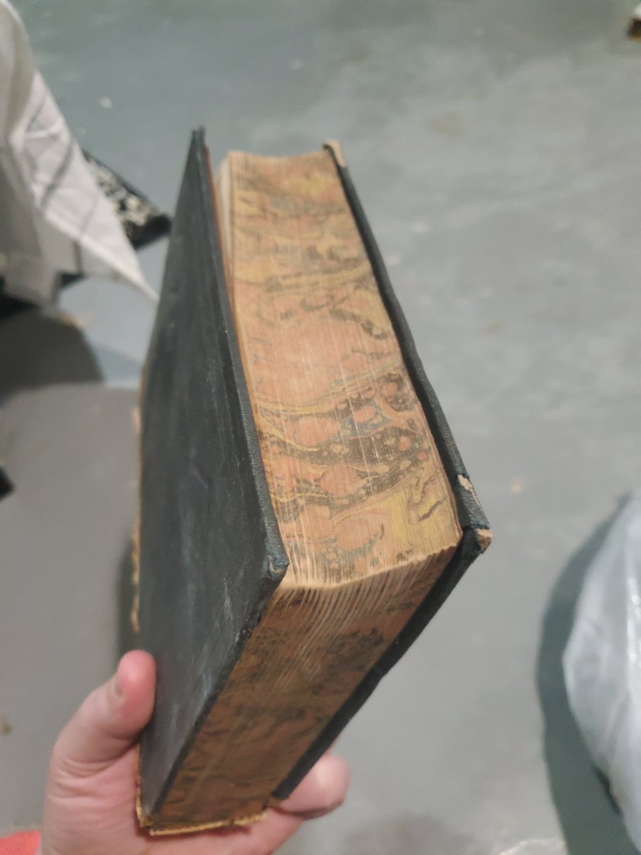ProbablyFox's tweet photo. Logging this extremely haunted botany book for posterity. Why do I have a book from 1861? Why do I have no memory of this? What spirit cursed me? https://t.co/GFZpWpu34B