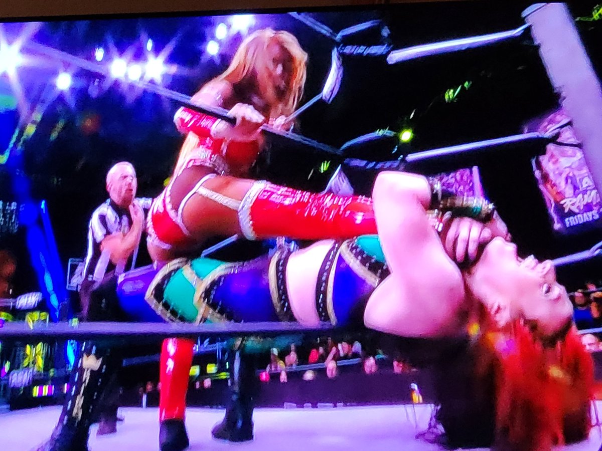 MPolsean's tweet photo. What a treat to see @KiLynnKing amd @1ReneeMichelle tonight on #aewdark!! Passion, talent, and incredible style! Thank you ladies and @AEW for this match! https://t.co/cYG2p48hML