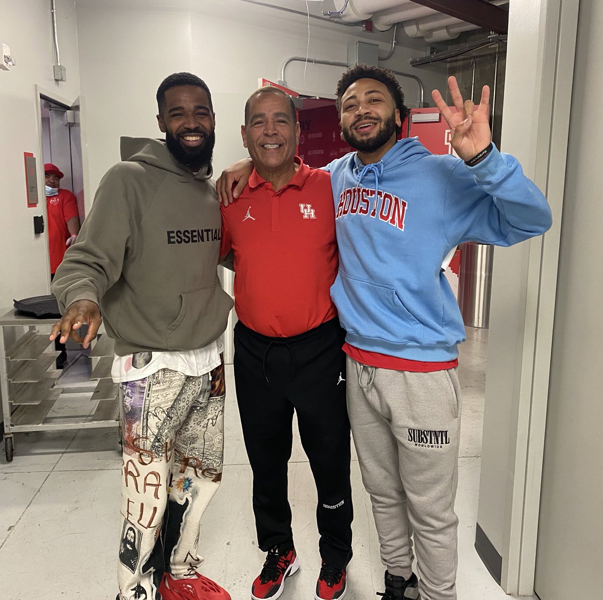 g_robinson1's tweet photo. my home forever. nothing like the city! blessed to have been a small piece of a movement so special! #forthecity🤘🏽 @thecoreydavis_ https://t.co/G4WSxL0yWe