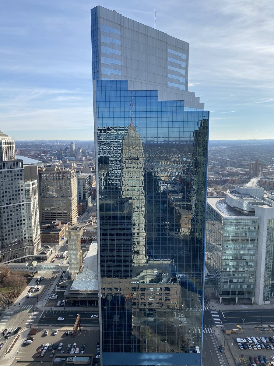 JDLauritsen's tweet photo. The top of the Foshay Tower. #wcco #findingminnesota https://t.co/HdX0LNzm9H