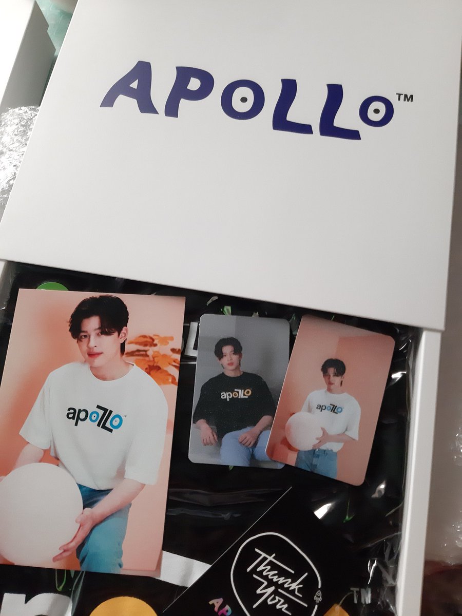 ppnaravit_ph's tweet photo. Due to the delay. There will be 2 pcs of glittered photocards for free.
#ppnaravit #PangPond #ปังปอนด์ #gmmtv #ศิลปินไทย #ppnaravitph #pondphuwin #FishUponTheSky #ปลาบนฟ้า #NARAVITized #morkpi #ปอนด์ภูวินทร์ https://t.co/O0F3Pprbkc
