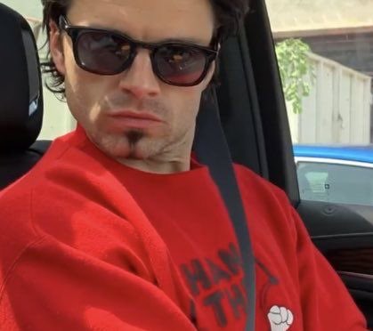 thosesteelblues's tweet photo. Winter Soldier meet everybody, everybody meet the Winter Soldier #WeLoveSebastianStan❤️ https://t.co/w0uzprNEEv