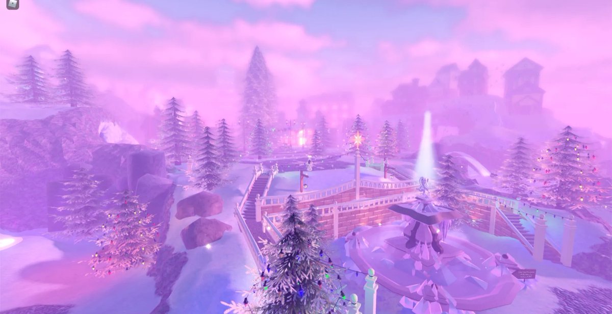 NamuraNew's tweet photo. #royalehightrading #royalehigh #royalehightrade 
The new realms is beautiful but kinda disappoint for me it was the same as last year but change a  bit https://t.co/569YczEQZJ