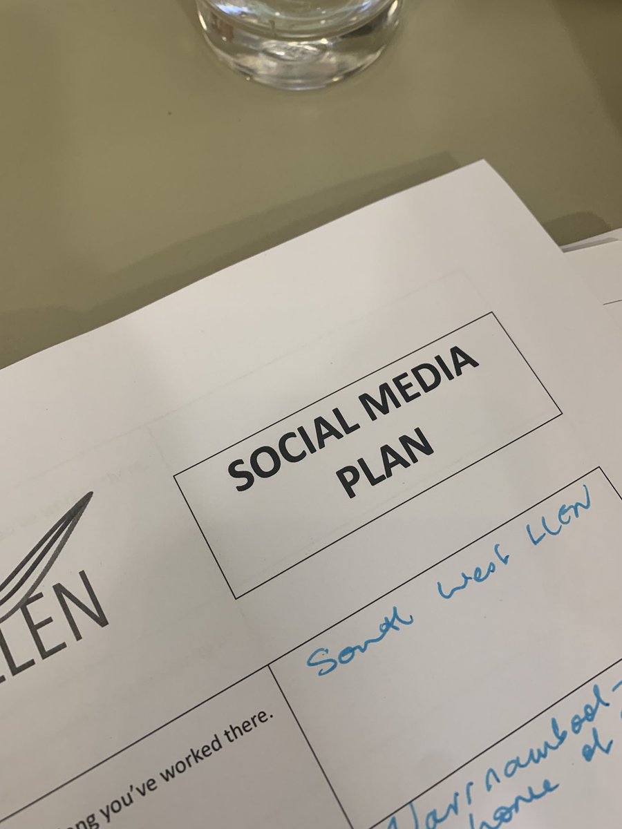 SWLLEN3's tweet image. Our team member Stacey ran a great workshop for the @GreatFibre Careers Advisory Panel on how to design a social media storytelling campaign #agcareers