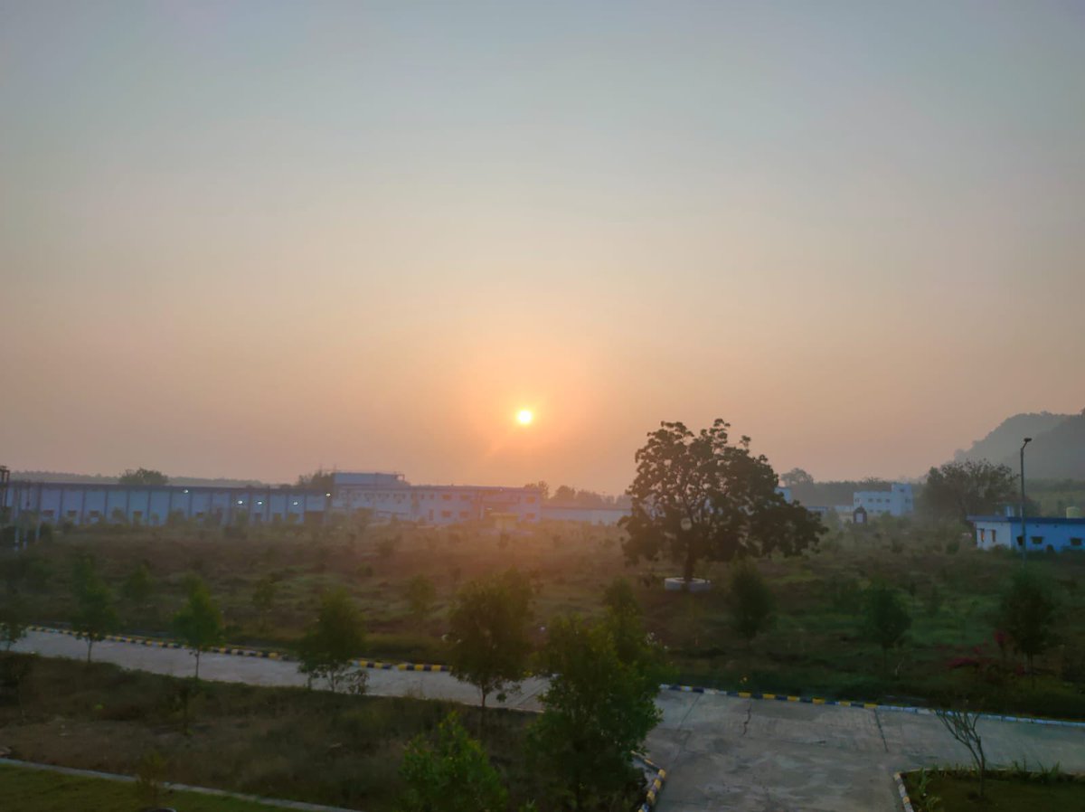 mb_telangana's tweet photo. “Golden hour at it’s very best”

A heartwarming view of the sunrise at Thoggudem’s #MissionBhagiratha 145MLD WTP which receives the first touch of sun rays, being the eastern most part of Telangana. ☀️

@SmitaSabharwal @DayakarRao2019 https://t.co/iYKC0UYbrp