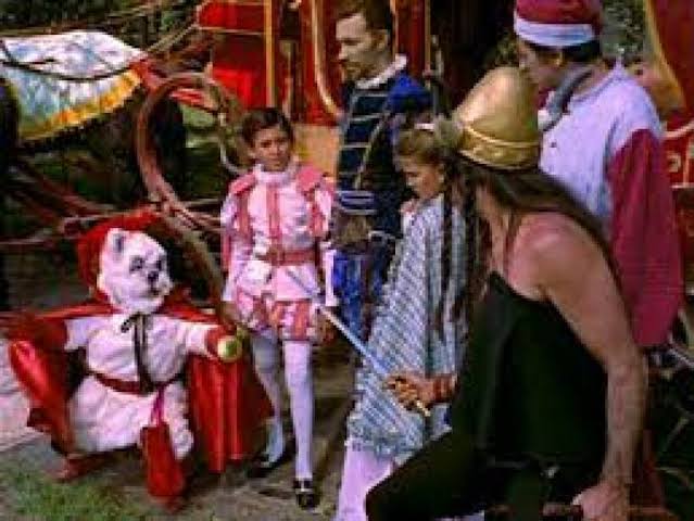 LarryCarriata69's tweet photo. @InseparablesMX Que onda con el Gualy
Parecía el gato con botas 😂
#UnInseparableSiempre https://t.co/fTMeLC4Ho0