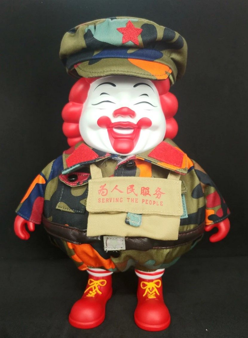 PaintingsPrints's tweet photo. #MCSupersized #Camo- #Jakarta> Rare #Vinyl #Art #Toy by #RonEnglish x #Mindstyle
https://t.co/rgMrxm1o0f https://t.co/HuCR1k8R7H