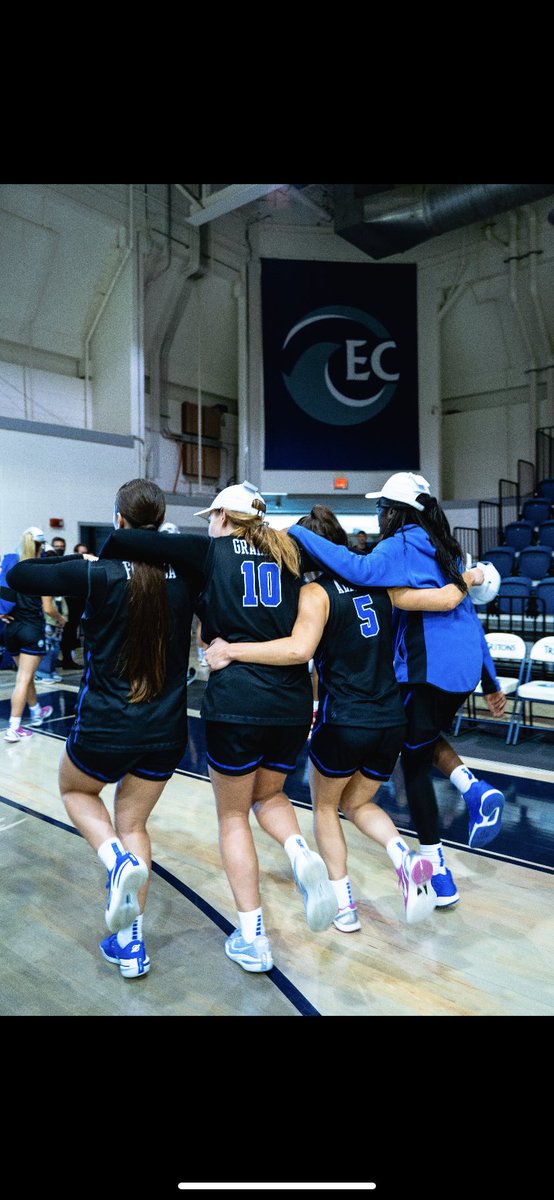 from the east coast to the west coast, dubs only feat. a few #smartyathletes @smartystreets