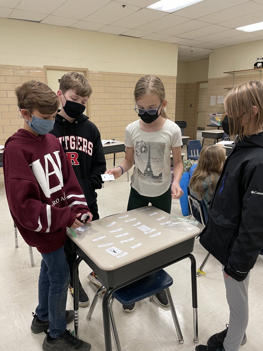 MrsLisaSchultz's tweet photo. Students identify which unit is closest to the length, volume, weight, or mass of a given object. #customaryunits #metricunits #rfes @missyfanshaw https://t.co/x0LW8FpisO