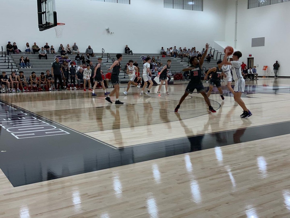 ACPBBallBooster's tweet photo. Tough loss 56-39 for the Varsity Knights against a big and physical ALA-Ironwood. #fridayknightatPayson https://t.co/yqBdn1lNa7