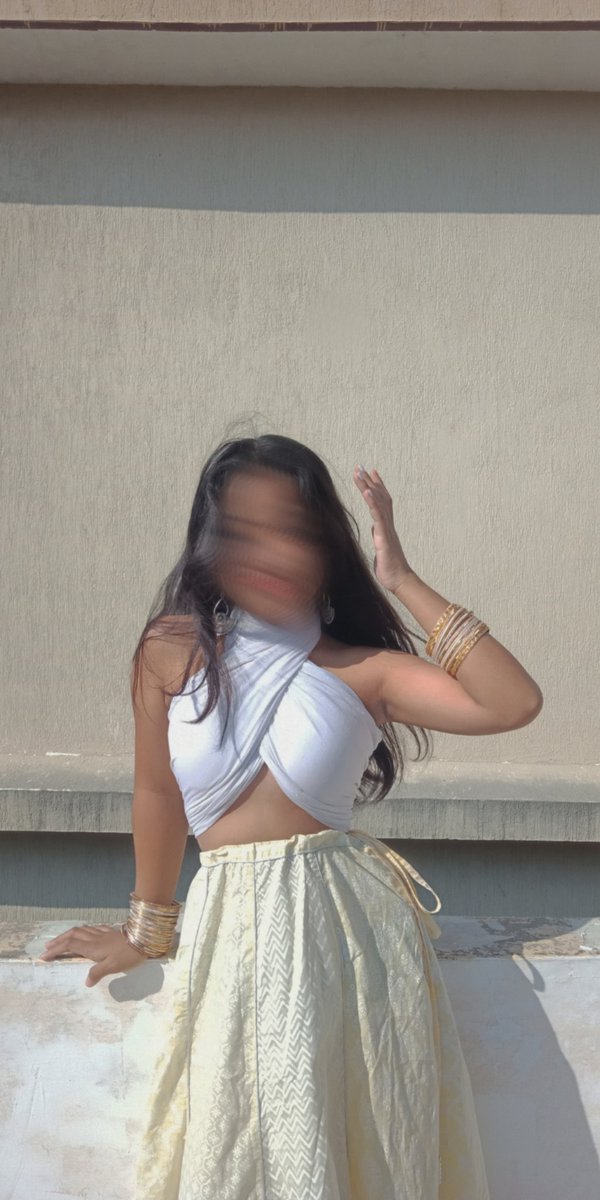 jianchui7's tweet photo. Feminine urge to dress ethnic 
.
.
#ethnic #Indian #indianattire #attire #fit #outfitoftheday https://t.co/B79EzvfGMC
