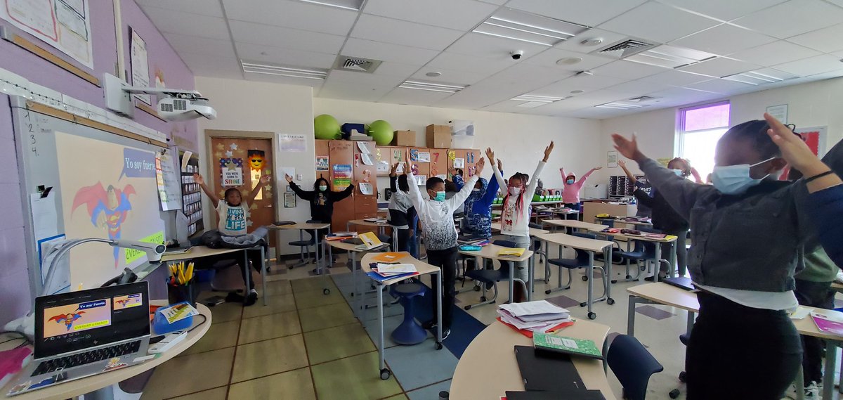 SraChupnick's tweet photo. Ms. Wiggins's Gr4 class @LyonsMill played Verdad o Falso to connect skills learned in @BCPS_ELA with character traits learned in Spanish! #LanguageIsLiteracy @OWLteamBCPS @BaltCoPS @BcpsPassport #VIVAPassport @BCPS_Sup @bcpstv #CrossCurricularLessons https://t.co/YJdBRTW5mP