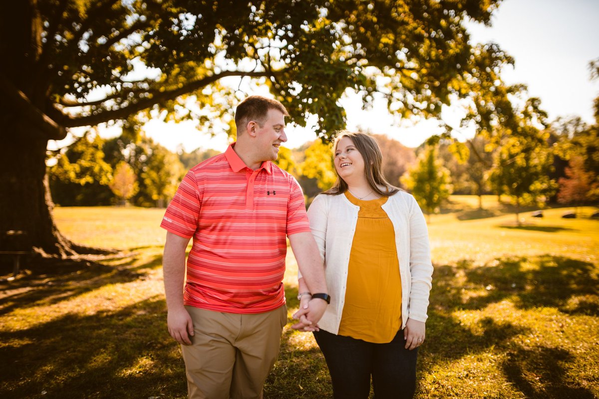 SMEstar's tweet photo. @PhilaParkandRec any chance we can get a piece of the #belmontmaple? @imconfused and I were engaged and married under it! https://t.co/EjXFesZfyR