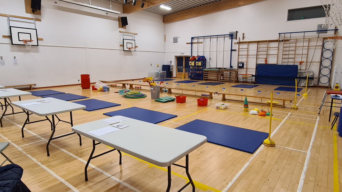 williamstonps's tweet photo. P5Z were the first to take up Rudolphs Christmas Challenge this morning working on their Numeracy, Literacy, Fitness and Creative skills 🌲 #HWB #christmaschallenge #crosscurricular #literacyinpe #numeracyinpe #bethebestyoucanbe https://t.co/dKT37WiM6p