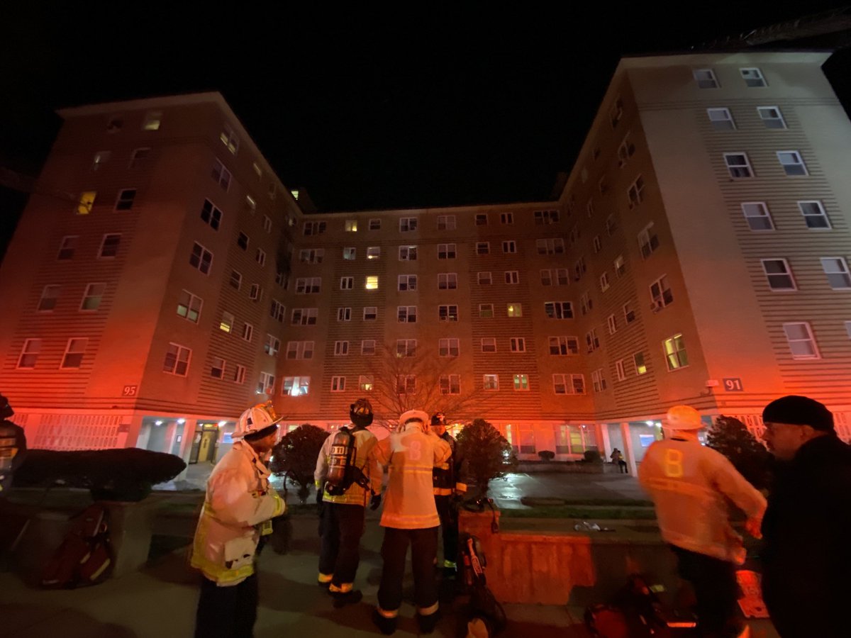 BostonFire's tweet photo. At approximately 4:00 Fire on the 4th floor of a large apartment building at  95 Washington St in Brighton. Heavy smoke conditions in the buildiing and major evacuation of the  floors 4,5, and 6  a 2nd and 3rd alarm has been ordered. https://t.co/qZv39GqQH1