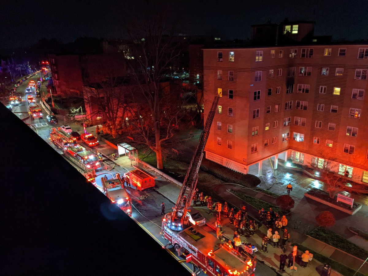 rabbitnutz's tweet photo. More from the #fire in Brighton this morning.

@OnlyInBOS @7News @WCVB @wbz https://t.co/cffq9Rwlzt