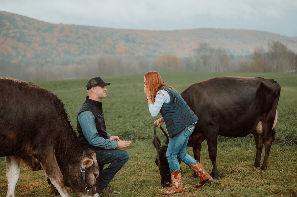 SharlaWoodrow's tweet photo. I’ve been engaged for a month and go dress shopping on Sunday… how crazy is that 🥰 https://t.co/NWUlbzEHeZ