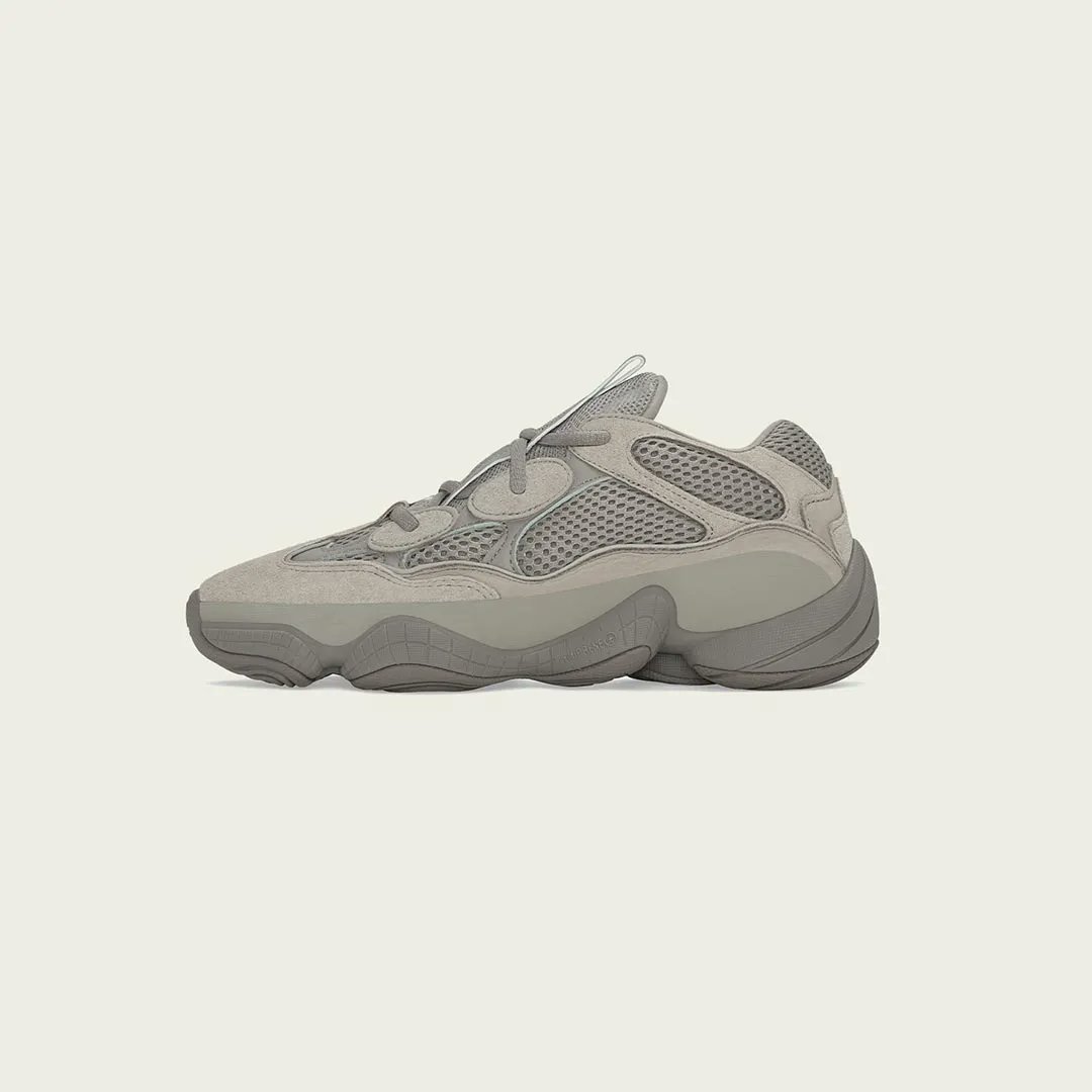titoloshop's tweet photo. 2 days to go ⏳ Yeezy 500 *Ash Grey* by Kanye West releasing Saturday, December 4th online 8AM CET 📲  https://t.co/lGfuTE9rqy

sizerun 🏃🏽‍♀️ UK4 (36 2/3) - UK12 (47 1/3)
 🔎  GX3607

#titolo
#yeezy
#yeezy500
#ashgrey
#yzy
#kanyewest
#adidas
#titoloshop https://t.co/HuPOgQIQOJ