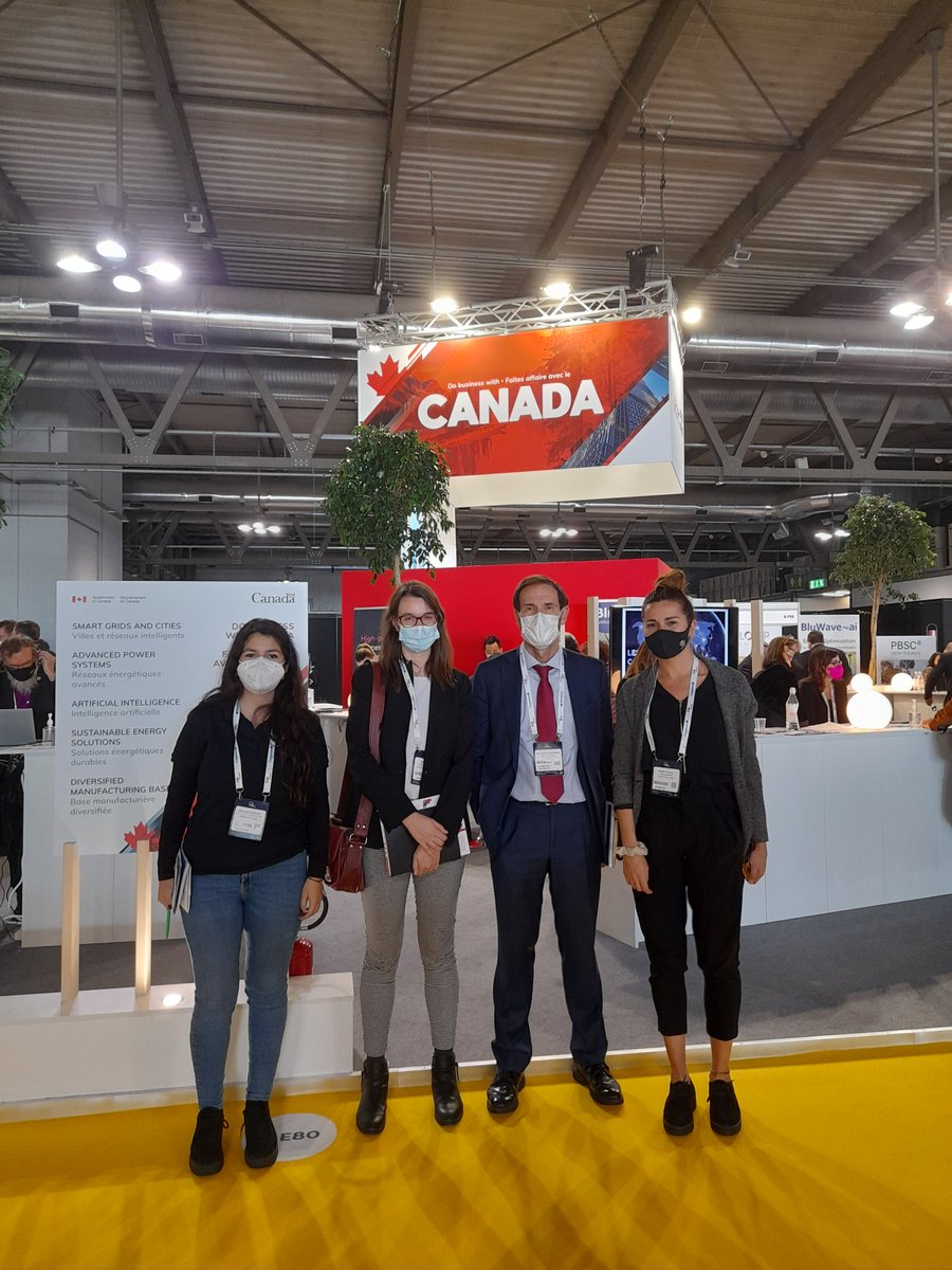 Cluster_Energia's tweet photo. 🇨🇦🤝🌐Las empresas vascas referentes en el sector de #SmartGrids exploran oportunidades en el mercado canadiense de la mano de @Cluster_Energia en el marco de las actividades del stand #SmartGridsBasqueCountry @ormazabalglobal @tecnalia @MeteoForEnergy @Rego_MADRID @EmbCanEspana https://t.co/KWlh7hHhFe