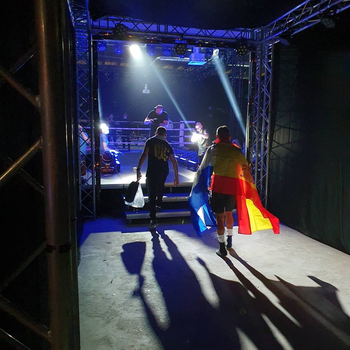 They say theres nothing like making the walk to the ring ...