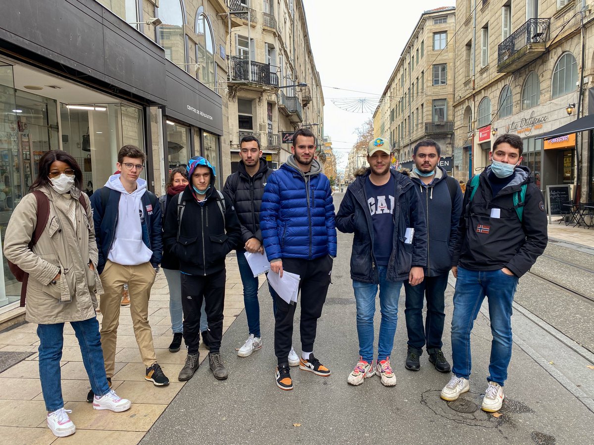 Hier après-midi, dans le cadre de leur #intégration, les #étudiants <a href="/IRUPOfficiel/">IRUP Officiel</a> ont participés à l'IRUP City Game : un jeu de piste géant organisé au cœur de la Ville de <a href="/saint_etienne_/">Ville Saint-Étienne</a> 🕵

➡ Au programme : des énigmes à résoudre en équipe 🔎&amp; de nombreux défis à relever !
