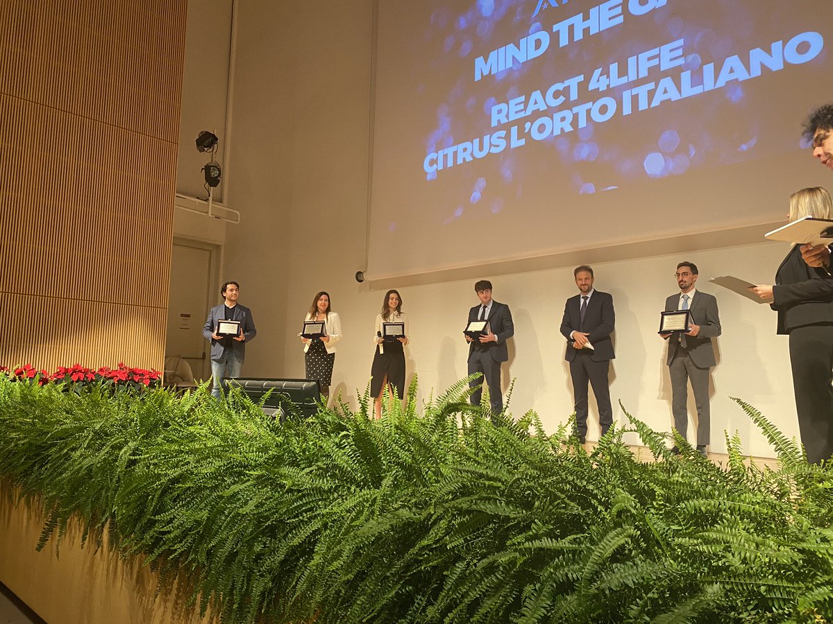 📌Sono HiroRobotics, Pixies e Mazzanti Lab ad aggiudicarsi il #PremioANGI per la categoria Industria&Robotica. 
E #mindthegap per Citrus e React4Life Anche voi fate parte del dream team dell'innovazione! #InnovationLeaders