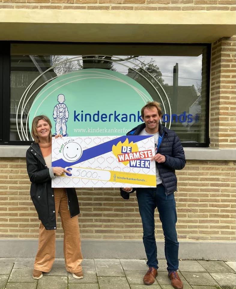 emma_onderbeke's tweet photo. 3 jaar, 2 jaar, 1 jaar geleden. Samen goed voor ongeveer 50000 euro voor het kinderkankerfonds 🌈♥️ https://t.co/mrLmYai8KM
