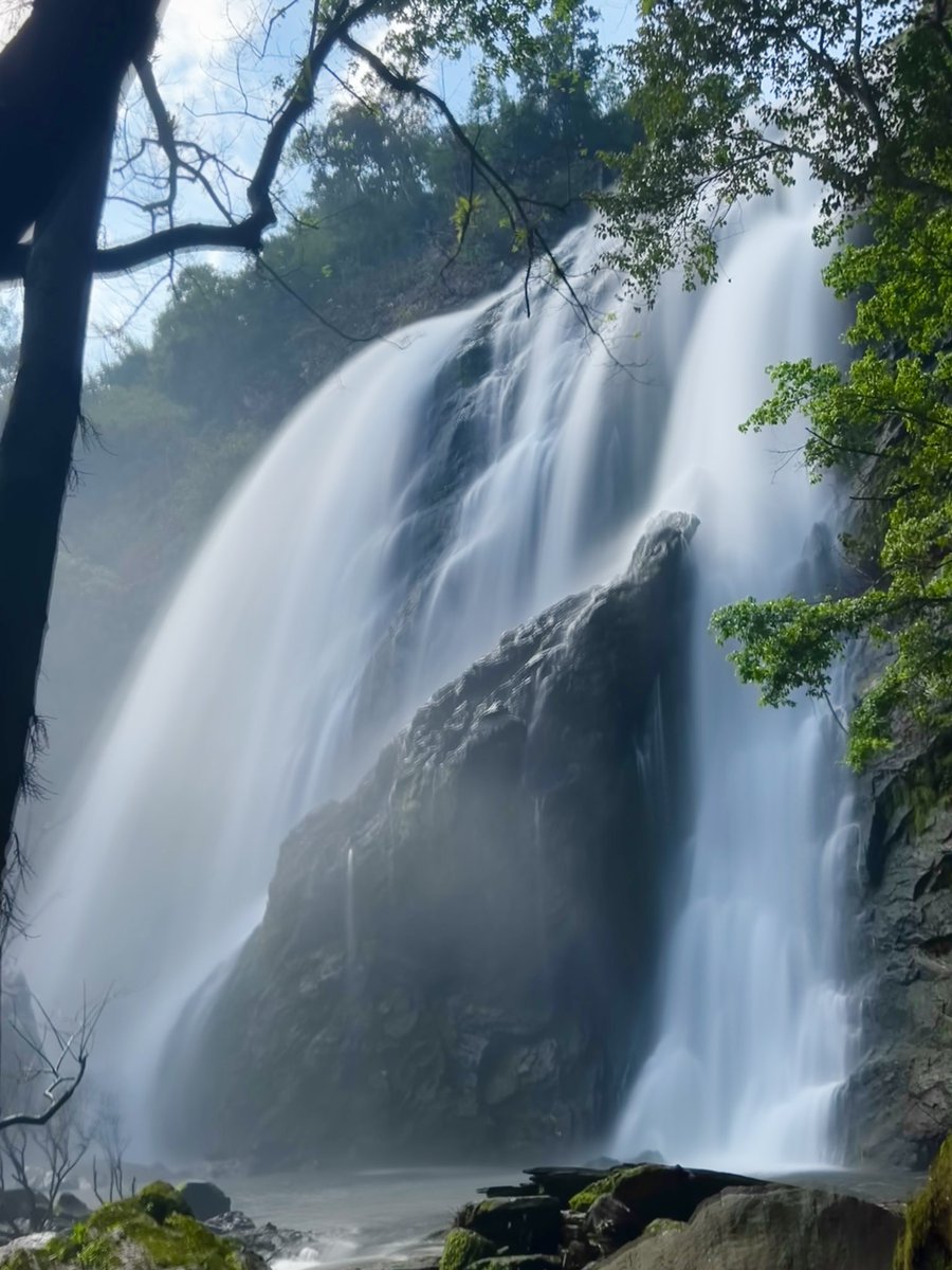 สวยมากกก อันนี้ถ่ายจากกล้องไอโฟนเลยนะ มาบอกวิธีเปลี่ยนพวกสายน้ำ น้ำตกให้เป็นนวลๆเหมือนกล้องโปร ง่ายมาก