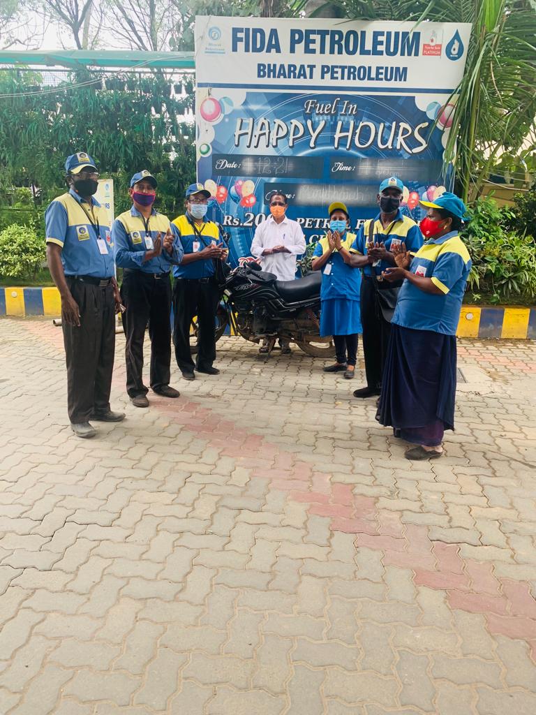 BpcRetailTvl's tweet photo. Congratulations to all the lucky customers who won Rs 200/- free fuel during #Happy Hours Campaign in the districts of Tirunelveli Retail Territory @BPCLimited @BPCLRetail @8singhi https://t.co/wdpwuxQhxf