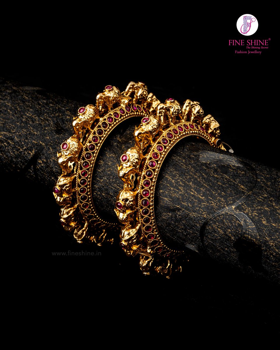 fineshinejewels's tweet image. ANTIQUE ELEPHANT BANGLES!

For a bride, bangles mean much more than just being an ornament. It means the symbol of love, it stands for the long life of husband. It symbolises good luck and prosperity.

To purchase visit our store or Call/Whatsapp us at 9840252574