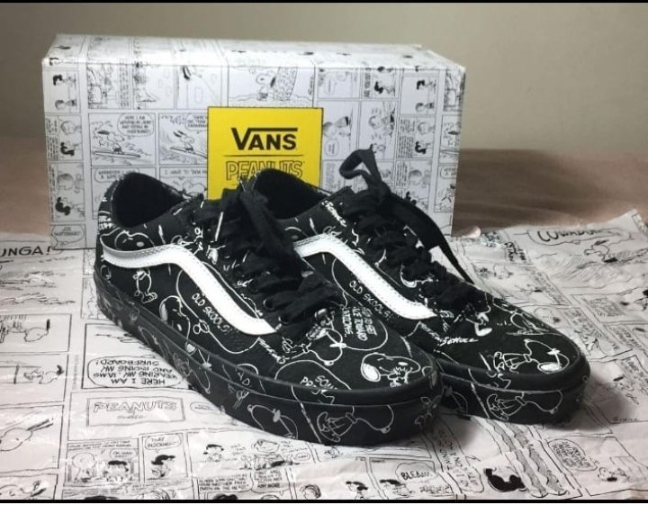 Kickzstore1's tweet photo. Para amantes de Vans https://t.co/3LUM6NNajV