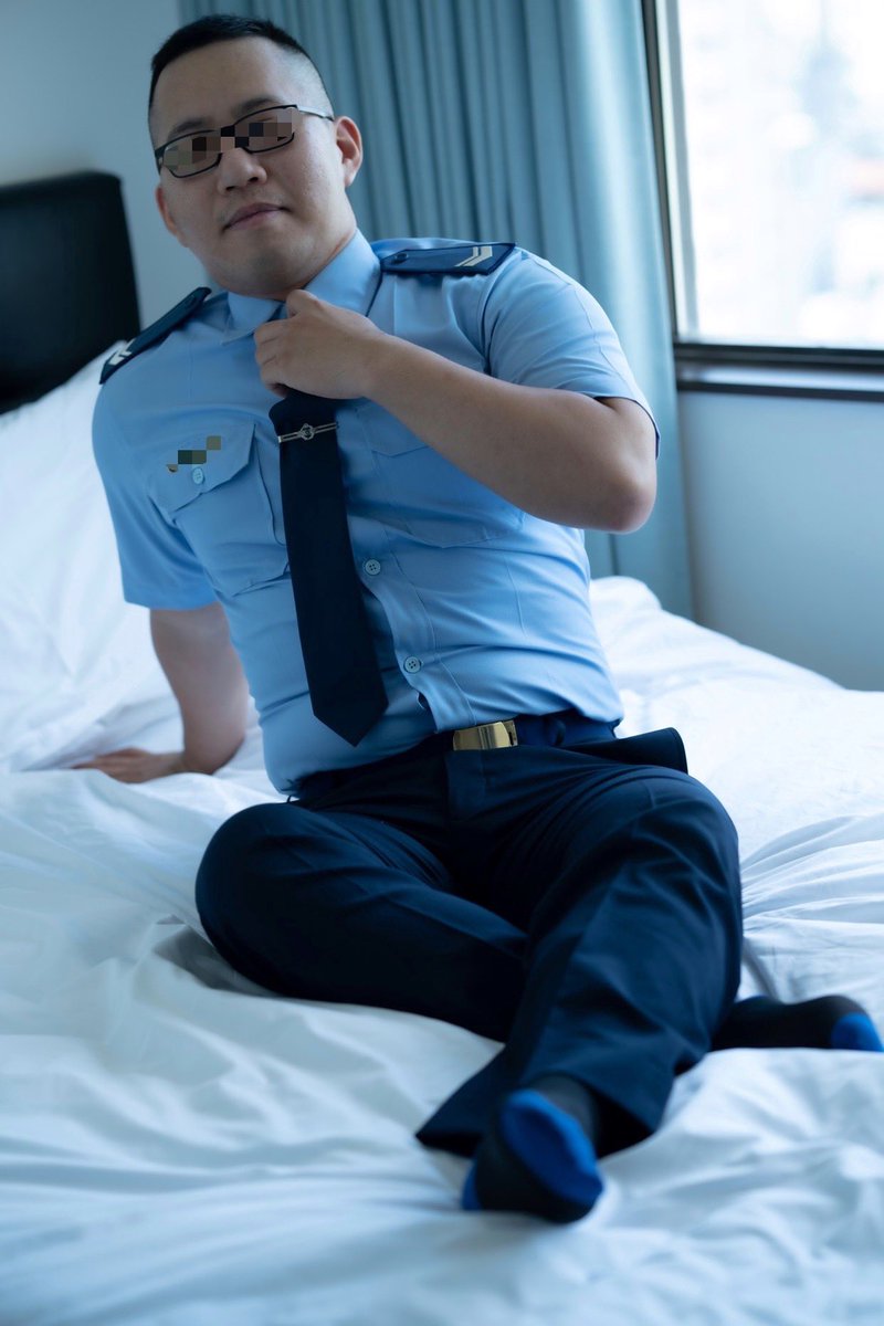 我都躺好了 你還不過來抱一個取暖一下