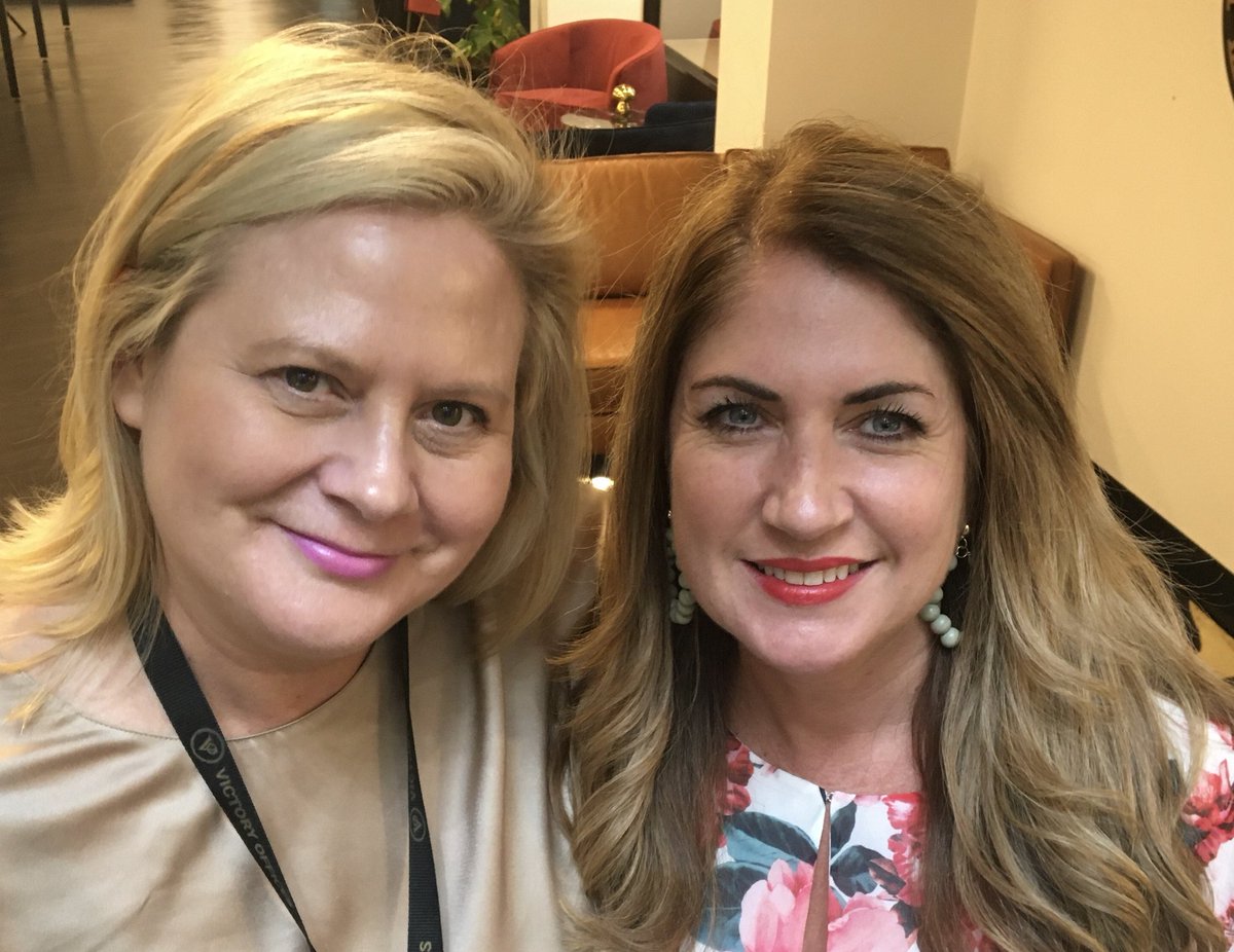 Wendi_Dawson's tweet photo. And just like that, @wobi_en's #WBFSYD 2021 is over. 2 days full of incredible speakers who shared actionable ideas. If you chose only 1 idea from each day, what would they be?
Thanks for sharing today with me @Renee_Giarrusso!!
#business #leadership #strategy https://t.co/8uBMT4EEQh