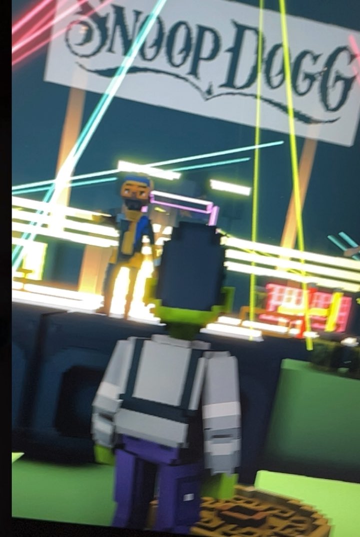 HarrisonHildahl's tweet photo. @TheSandboxGame @SnoopDogg Lol 😂 https://t.co/0n6agIZbu4