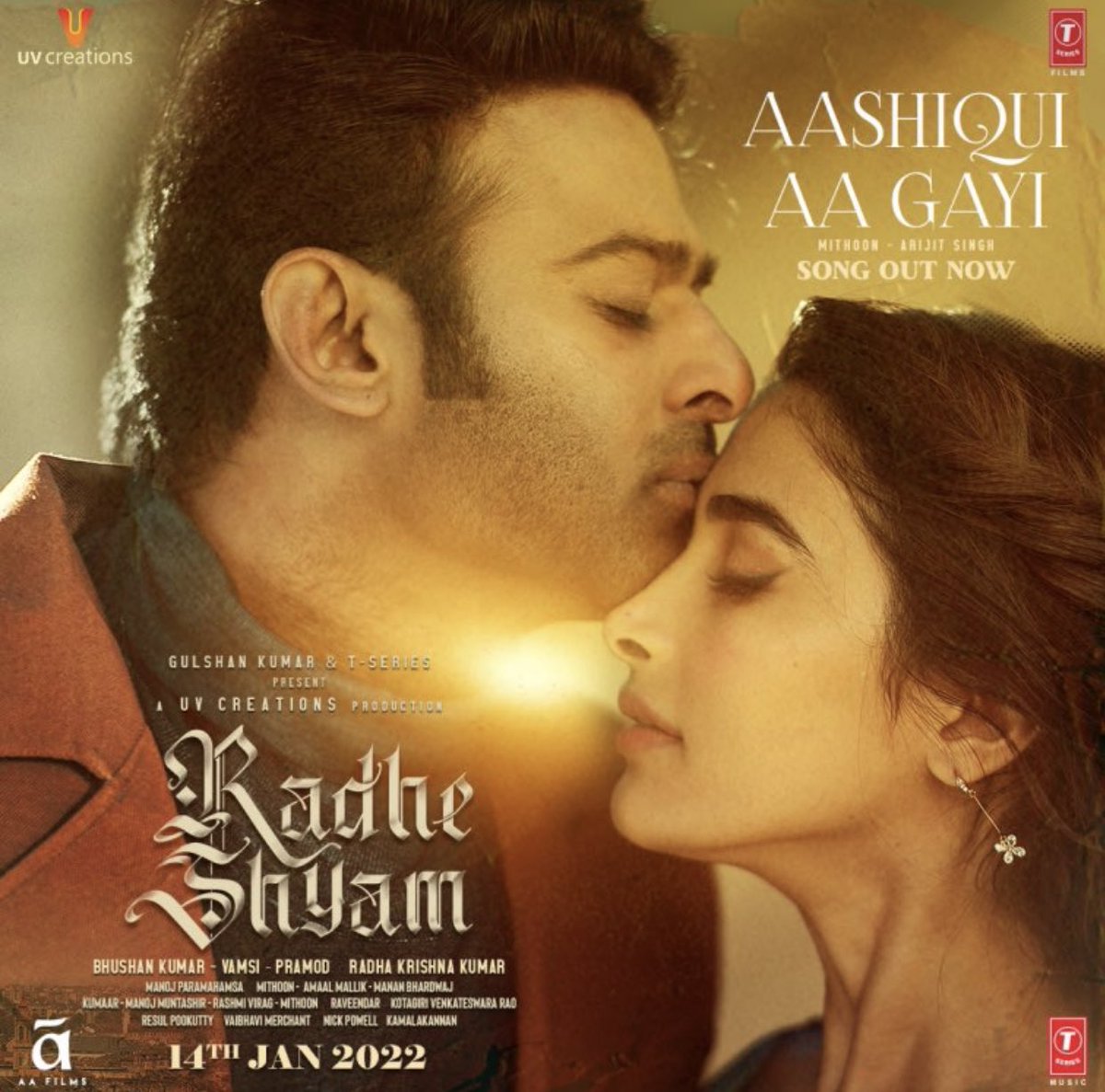_imAayan's tweet photo. #AashiquiAaGayi song out now🥀❤️

@arijitsingh is back with his beautiful melodious voice🥰
What a amazing song, It deserves to be trending 💯🔥 🔥 

#radheshyamfirstsong https://t.co/hv0CZ7jMMX