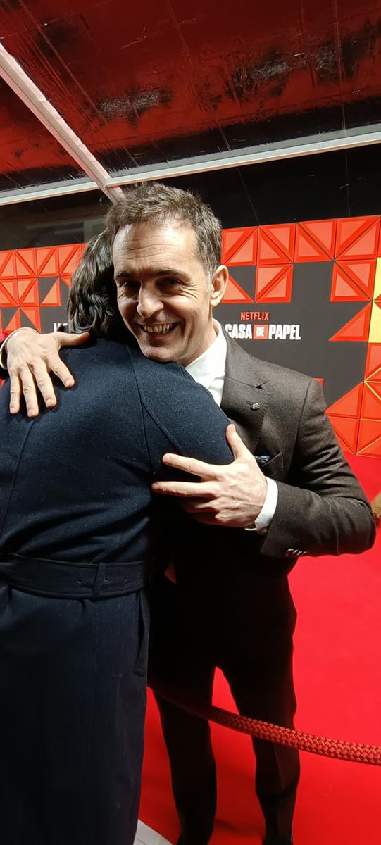 Bhuvan_Bam's tweet photo. Gave them ideas on how to kill Arturo..

#BBxMoneyHeist

@NetflixIndia @lacasadepapel https://t.co/l0pDHyrBi0