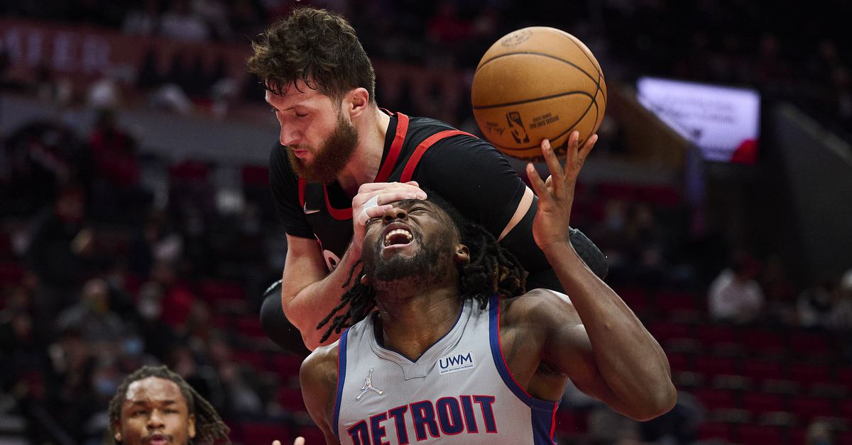 Miraculous Defensive Revival Gives Blazers Victory over Pistons: Troy Wayrynen-USA TODAY Sports Portland doesn’t often win this way, so it’s time to celebrate. The Portland Trail Blazers defeated the Detroit Pistons 110-92 on Tuesday night,… https://t.co/zsnuhb5I2o #RipCity https://t.co/cHpoU6JX3A